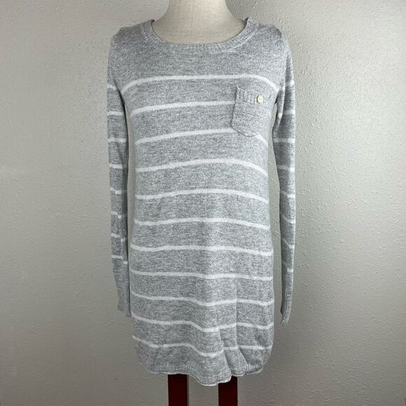 Forever 21 Long Sweater Size S EUC - Picture 1 of 6